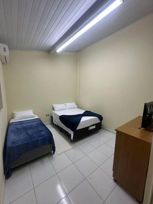 Linda Casa A 200M Da Basilica Nova Villa Aparecida  Eksteriør bilde