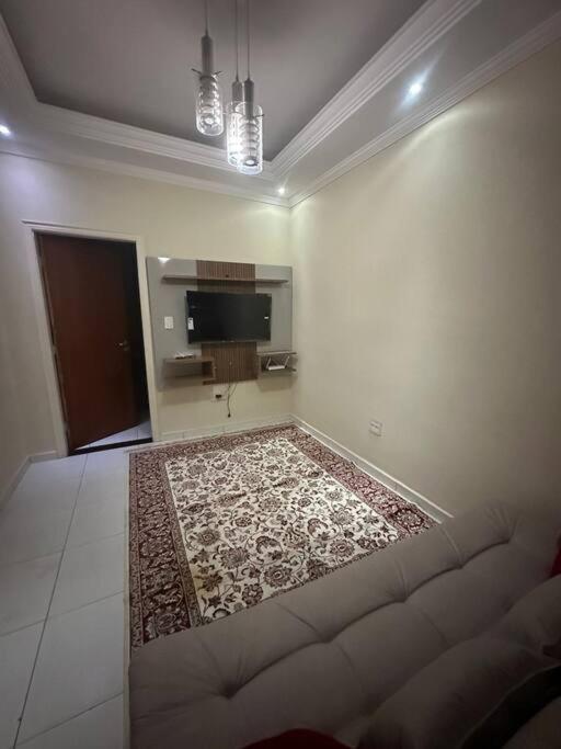Linda Casa A 200M Da Basilica Nova Villa Aparecida  Eksteriør bilde